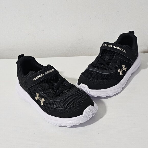 Under Armour Assert 10 AC Boys Running Shoes - Kid's Size 10 K - Black/White - Picture 1 of 7